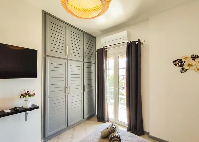 Athos Apartment Skiathos Town