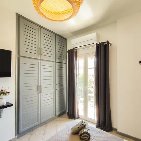 Athos Apartment Skiathos Town