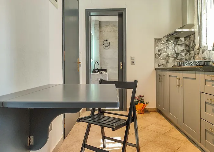 Athos * مدينة سكياثوس